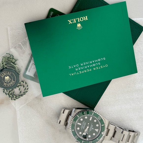 Rolex Hulk green 40 submariner box and papers circa 2019 
116610LV - Picture 8 of 16